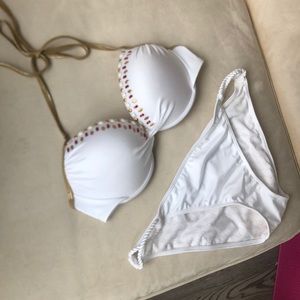 NWOT Victoria’s Secret White Gold Bikini